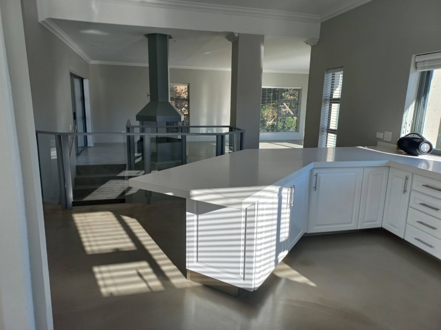 3 Bedroom Property for Sale in Wilderness Central Western Cape